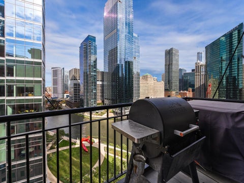 Tiny photo for 165 N Canal Street #1412, Chicago, IL 60606 (MLS # 12797392)