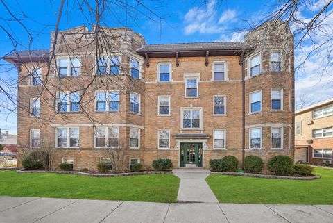 Photo of 7404 N Oakley Avenue #1, Chicago, IL 60645 (MLS # 12610544)
