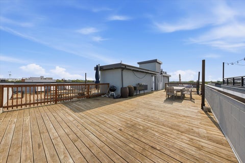 Tiny photo for 934 N California Avenue #4N, Chicago, IL 60622 (MLS # 12744834)