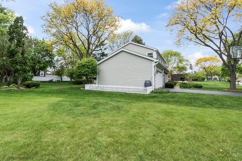 Tiny photo for 1059 W Chatham Drive, Palatine, IL 60067 (MLS # 12643957)