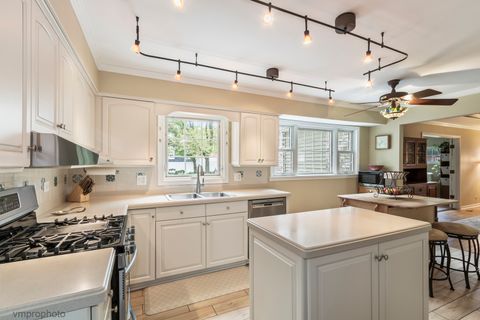 Tiny photo for 1059 W Chatham Drive, Palatine, IL 60067 (MLS # 12643957)