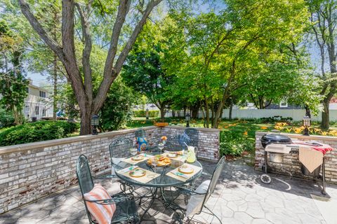 Tiny photo for 1059 W Chatham Drive, Palatine, IL 60067 (MLS # 12643957)