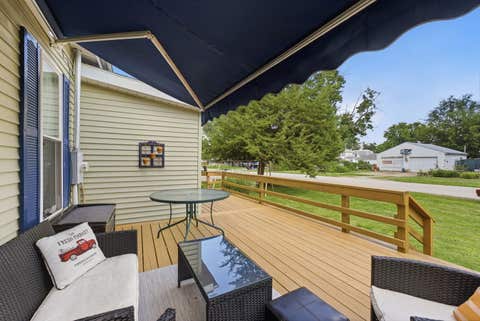 Tiny photo for 503 SW 2nd Street, Aledo, IL 61231 (MLS # 12738289)