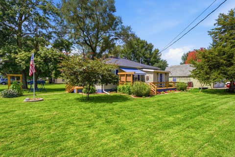 Tiny photo for 503 SW 2nd Street, Aledo, IL 61231 (MLS # 12738289)