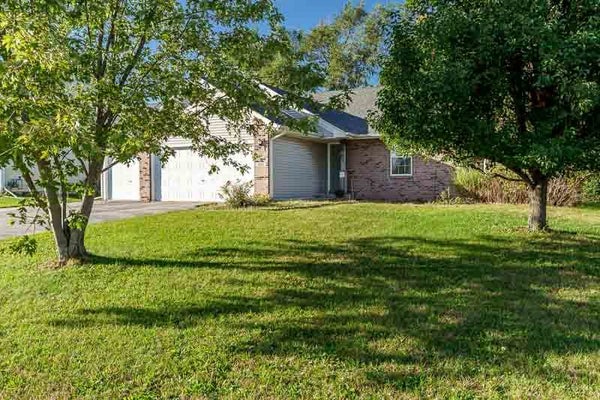 645 WINFIELD DR, SOUTH BELOIT, IL 61080 - Image d19b9f387c2fb1fcc24149f8d1cf62da/1900511519