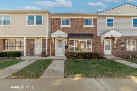 Photo of 264 Bay Street, Wood Dale, IL 60191 (MLS # 12542915)