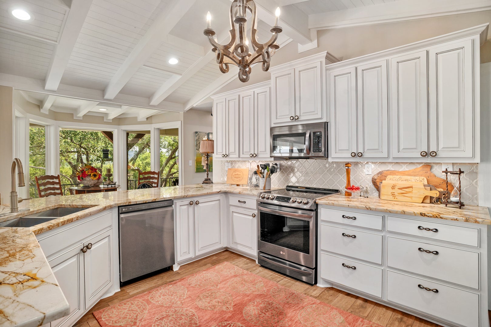 1558 Trailridge Drive
