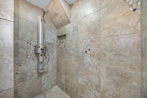 Tiny photo for 119 Tanglewood Drive #119, Glen Ellyn, IL 60137 (MLS # 12505190)