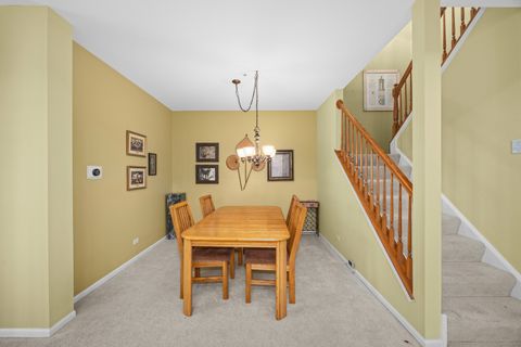 Tiny photo for 119 Tanglewood Drive #119, Glen Ellyn, IL 60137 (MLS # 12505190)