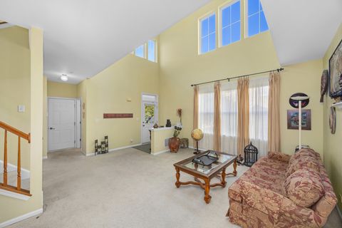 Tiny photo for 119 Tanglewood Drive #119, Glen Ellyn, IL 60137 (MLS # 12505190)