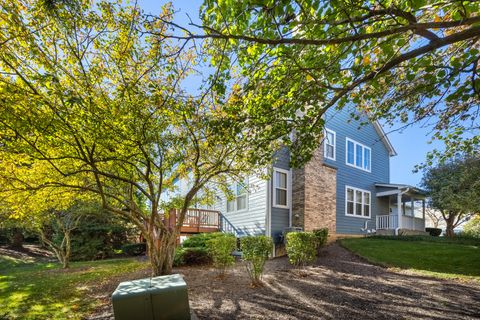 Tiny photo for 119 Tanglewood Drive #119, Glen Ellyn, IL 60137 (MLS # 12505190)