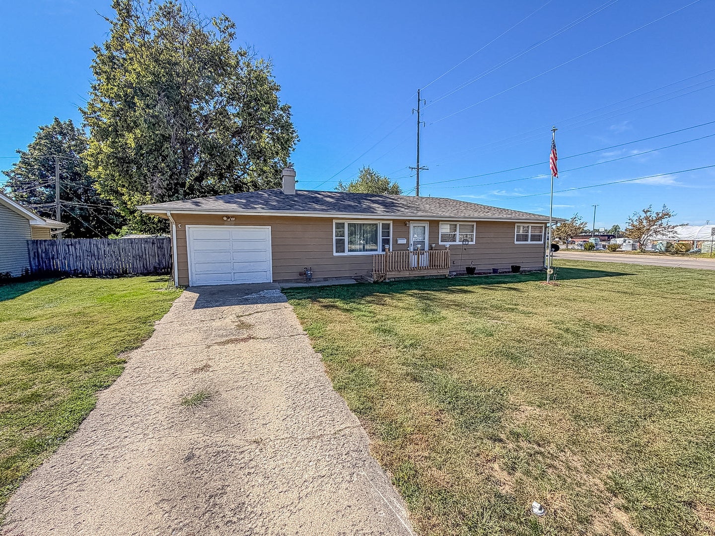 420 W Pierce Avenue