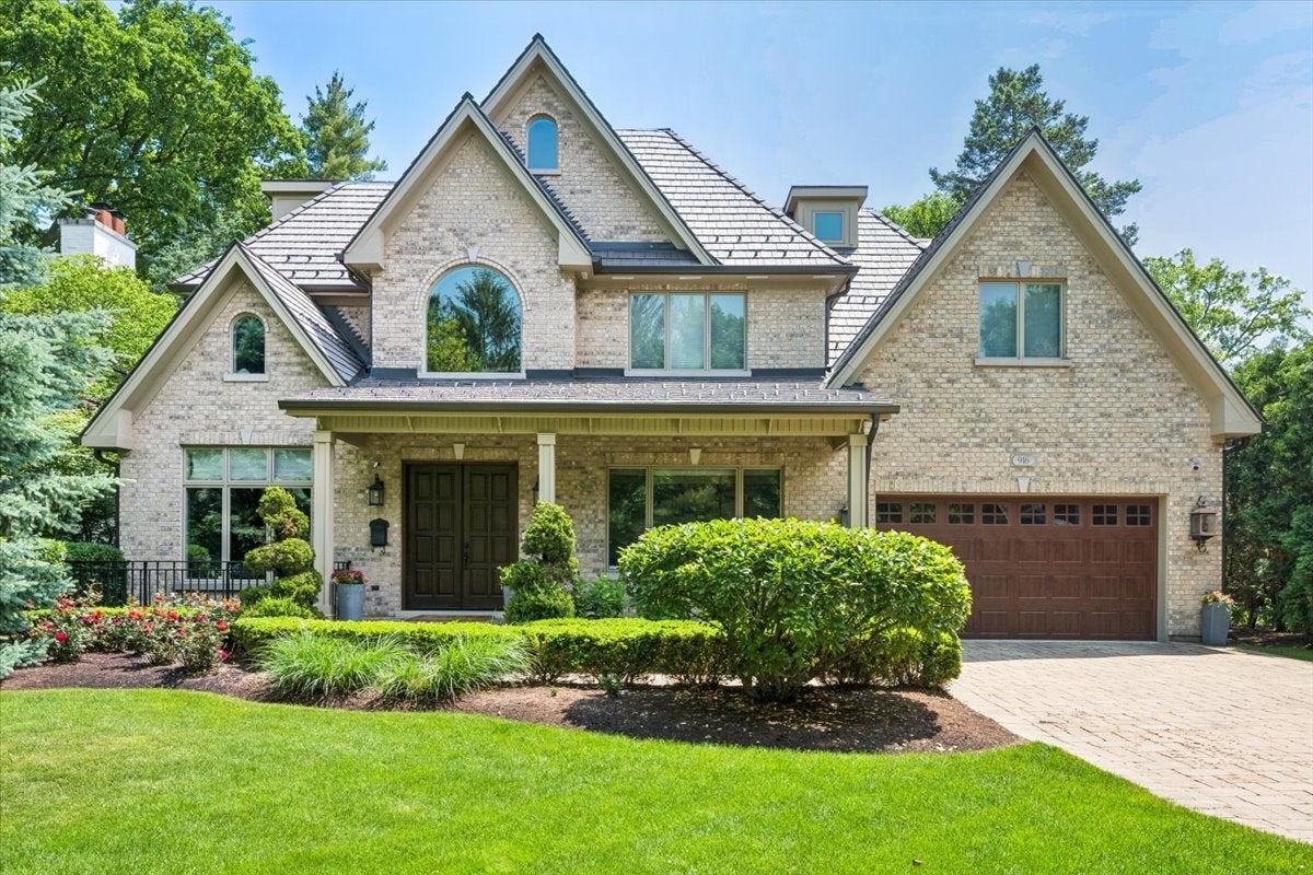 916 Seminole Road