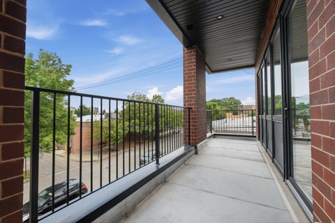 Tiny photo for 6414 N Francisco Avenue #202, Chicago, IL 60645 (MLS # 12743382)