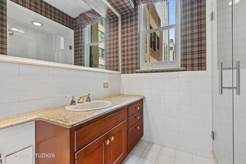 Tiny photo for 220 E WALTON Place #9W, Chicago, IL 60611 (MLS # 12607479)
