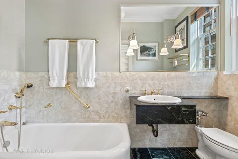 Tiny photo for 220 E WALTON Place #9W, Chicago, IL 60611 (MLS # 12607479)