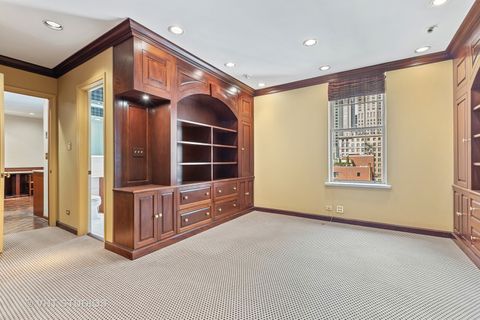 Tiny photo for 220 E WALTON Place #9W, Chicago, IL 60611 (MLS # 12607479)