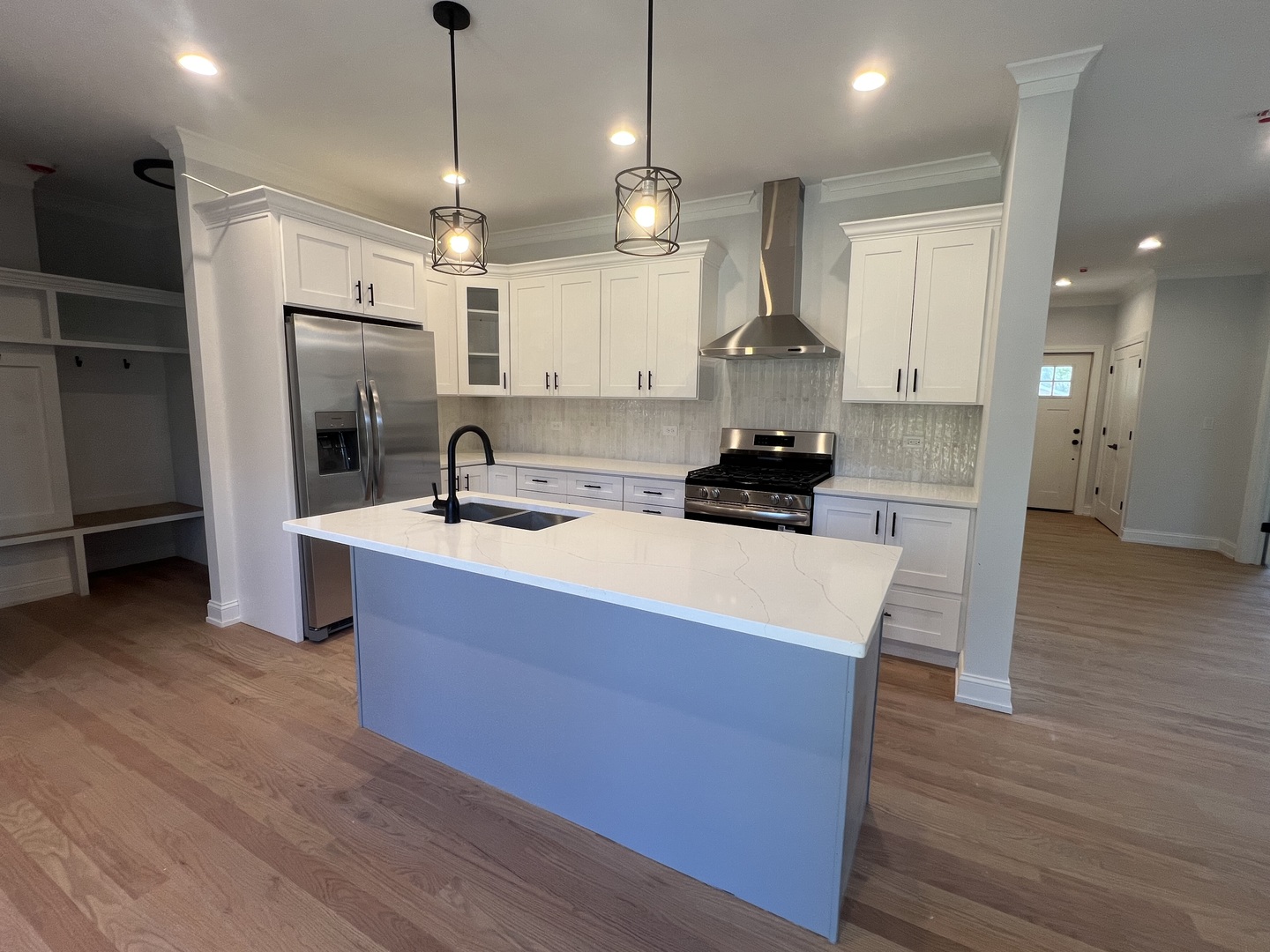 10832 Massasoit Avenue