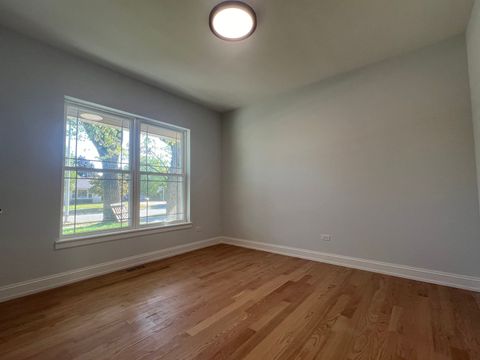 Tiny photo for 10832 Massasoit Avenue, Chicago Ridge, IL 60415 (MLS # 12481787)