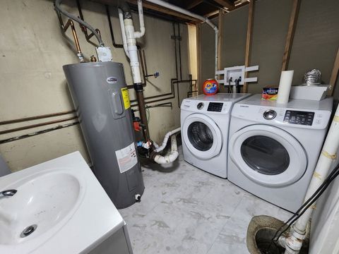 Tiny photo for 456 Duck Lane, Wood Dale, IL 60191 (MLS # 12544849)