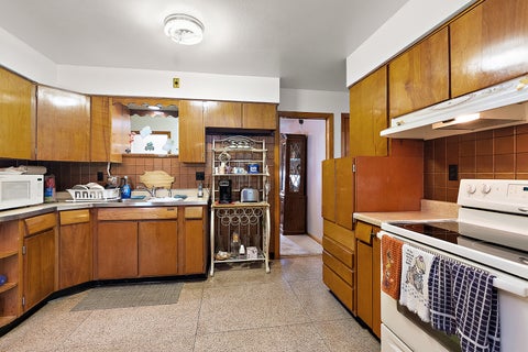Tiny photo for 14401 S Hoxie Avenue, Burnham, IL 60633 (MLS # 12692667)