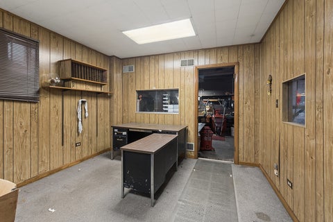 Tiny photo for 14401 S Hoxie Avenue, Burnham, IL 60633 (MLS # 12692667)