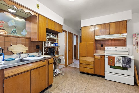 Tiny photo for 14401 S Hoxie Avenue, Burnham, IL 60633 (MLS # 12692667)