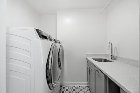 Tiny photo for 11 Princeton Road, Hinsdale, IL 60521 (MLS # 12620619)