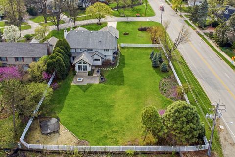 Tiny photo for 11 Princeton Road, Hinsdale, IL 60521 (MLS # 12620619)