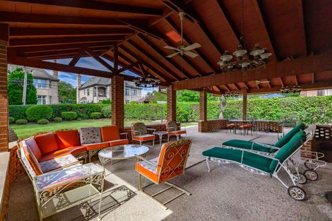 Tiny photo for 333 E Huntington Lane, Elmhurst, IL 60126 (MLS # 12486536)