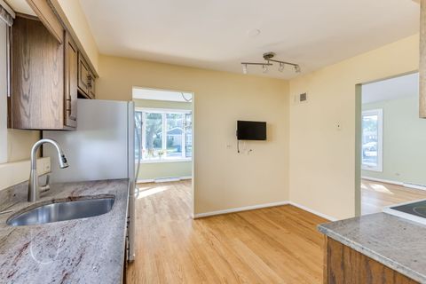 Tiny photo for 333 E Huntington Lane, Elmhurst, IL 60126 (MLS # 12486536)