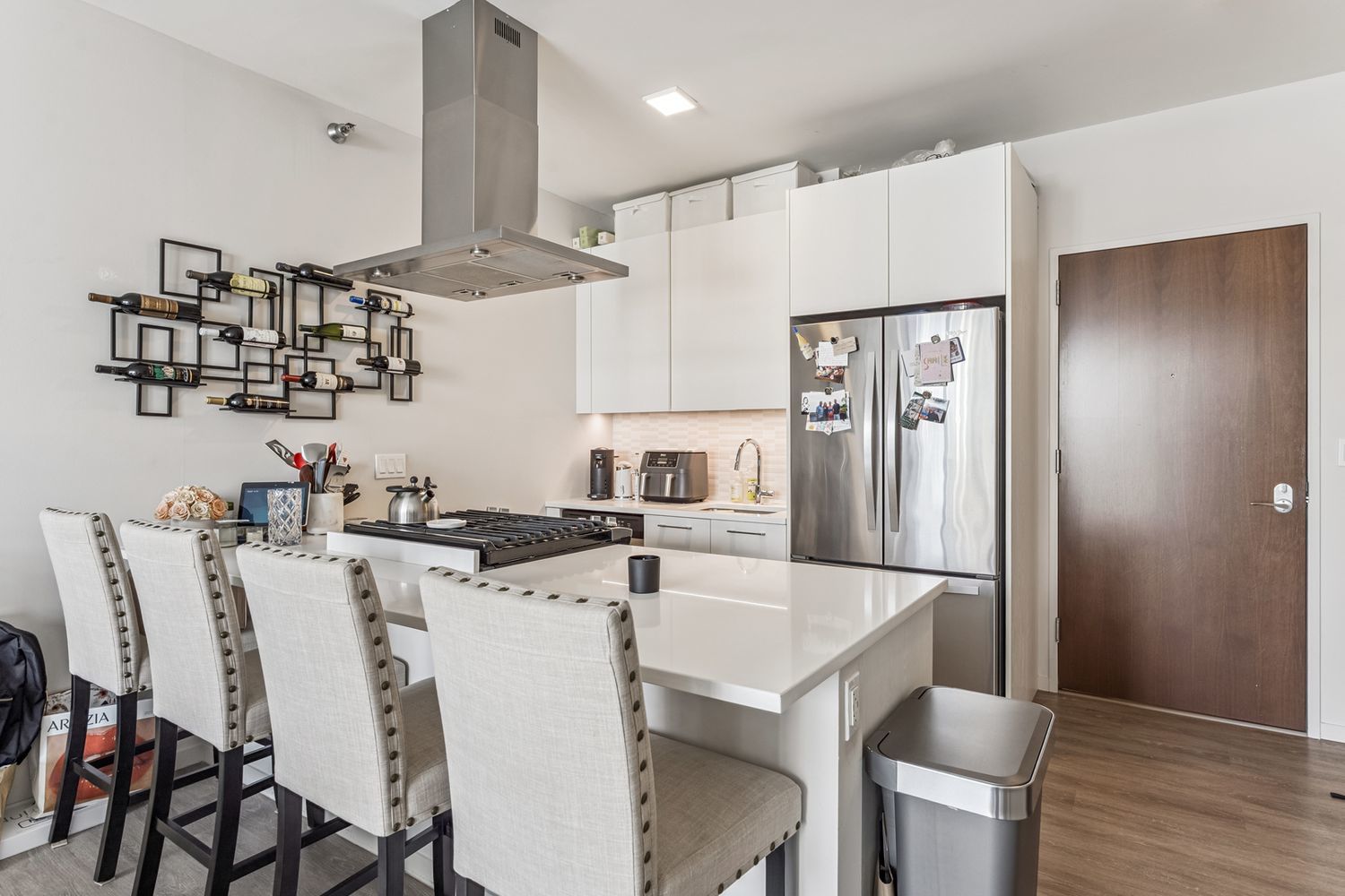8 E Huron Street 504