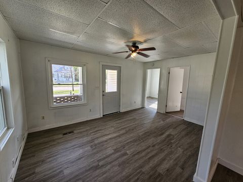 Tiny photo for 415 E Johnson Street, Fairfield, IL 62837 (MLS # 12625548)