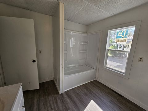 Tiny photo for 415 E Johnson Street, Fairfield, IL 62837 (MLS # 12625548)