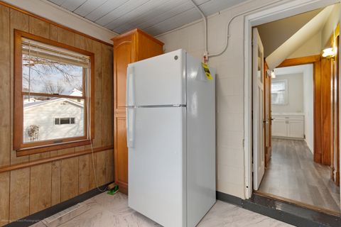 Tiny photo for 3107 S Wenonah Avenue, Berwyn, IL 60402 (MLS # 12485535)