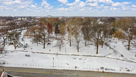 Tiny photo for 3107 S Wenonah Avenue, Berwyn, IL 60402 (MLS # 12485535)