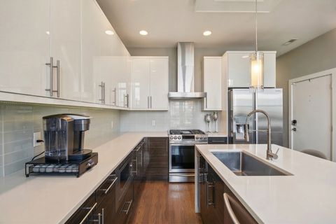 Tiny photo for Chicago, IL 60653 (MLS # 12623585)