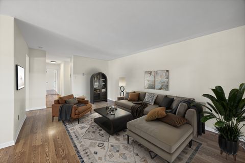 Tiny photo for 444 Washington Boulevard #207, Oak Park, IL 60302 (MLS # 12501353)