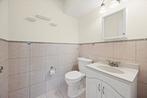 Tiny photo for 444 Washington Boulevard #207, Oak Park, IL 60302 (MLS # 12501353)
