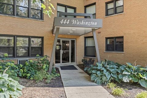 Photo of 444 Washington Boulevard #207, Oak Park, IL 60302 (MLS # 12501353) Photo of 444 Washington Boulevard #207, Oak Park, IL 60302 (MLS # 12501353)
