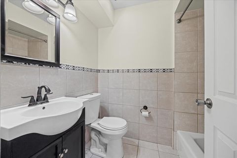Tiny photo for 444 Washington Boulevard #207, Oak Park, IL 60302 (MLS # 12501353)