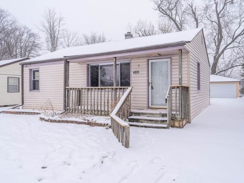 Photo of 4005 N Park Street, Westmont, IL 60559 (MLS # 12532166)