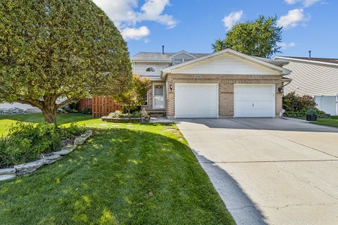 Photo of 1515 PEACHTREE Lane, Lockport, IL 60441 (MLS # 12769967)