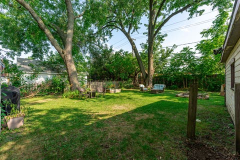Tiny photo for 1010 E Evergreen Street, Wheaton, IL 60187 (MLS # 12699080)