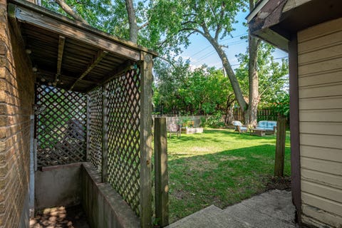 Tiny photo for 1010 E Evergreen Street, Wheaton, IL 60187 (MLS # 12699080)