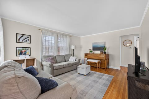 Tiny photo for 1010 E Evergreen Street, Wheaton, IL 60187 (MLS # 12699080)