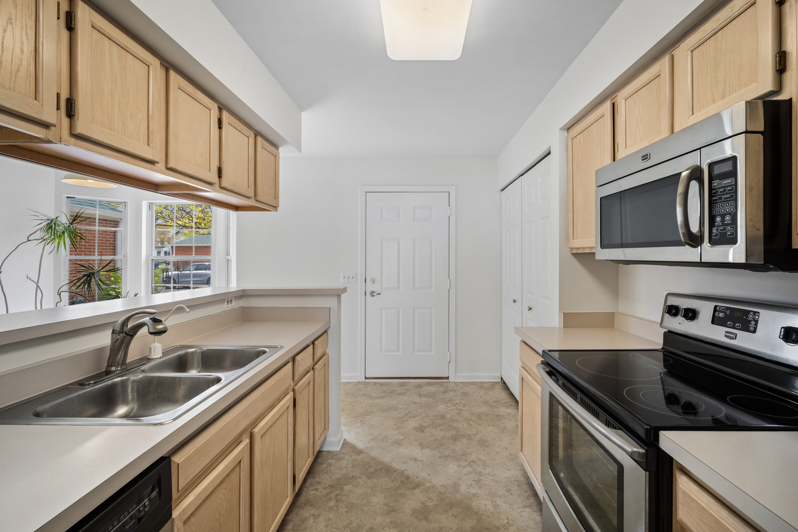 103 Meadowbrook Lane