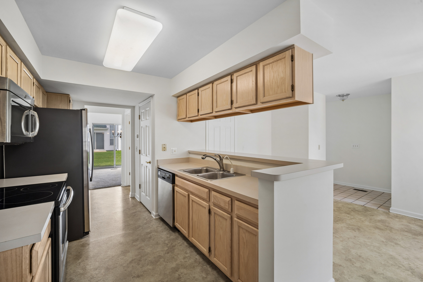 103 Meadowbrook Lane