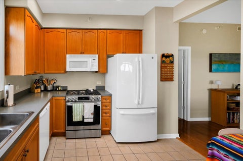 Tiny photo for 430 S Western Avenue #711, Des Plaines, IL 60016 (MLS # 12718272)