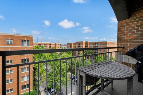 Tiny photo for 430 S Western Avenue #711, Des Plaines, IL 60016 (MLS # 12718272)